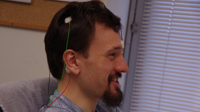 Manuel Pöhlman with NeuroFeedback electrodes