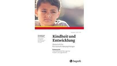 Titelseite Schwerpunktheft Kindheit und Entwicklung